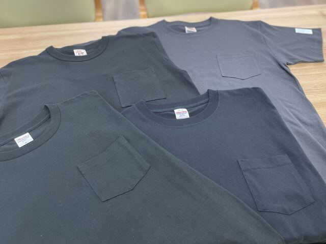 ポケット付きTシャツの写真